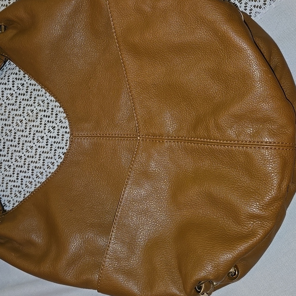 Michael Kors Brown Leather Shoulder Bag. Large Layton Boho with gold accents - Picture 5 of 6